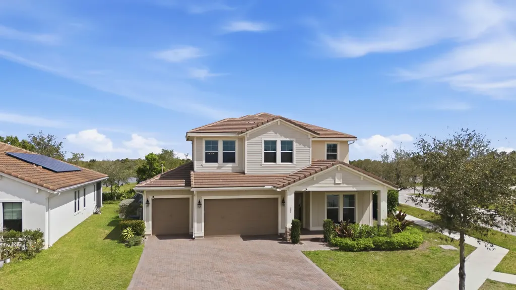 984 Sterling Pine Place Loxahatchee FL 33470