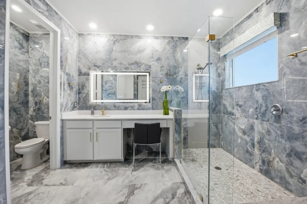 984 Sterling Pine Place Loxahatchee FL 33470