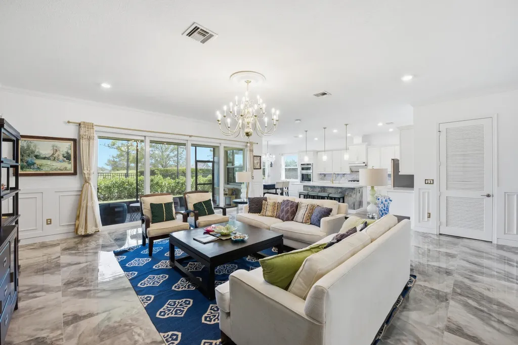 984 Sterling Pine Place Loxahatchee FL 33470