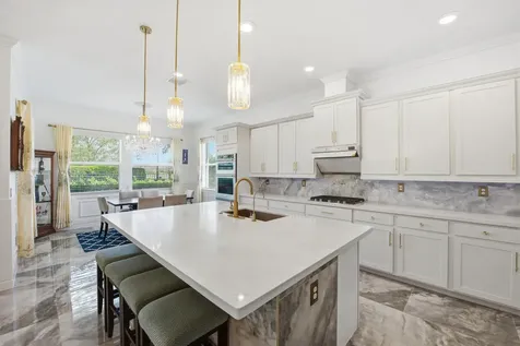 984 Sterling Pine Place Loxahatchee FL 33470
