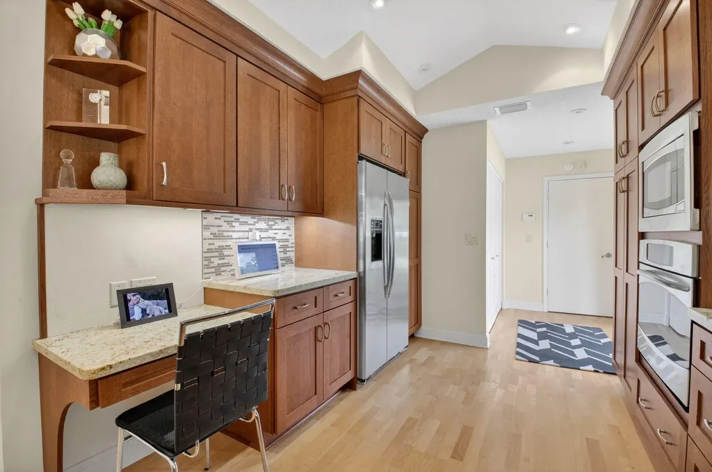 19699 Waters Pond Lane Boca Raton FL 33434