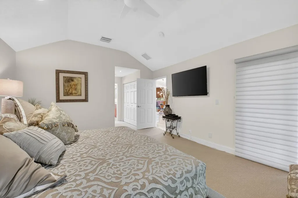 19699 Waters Pond Lane Boca Raton FL 33434