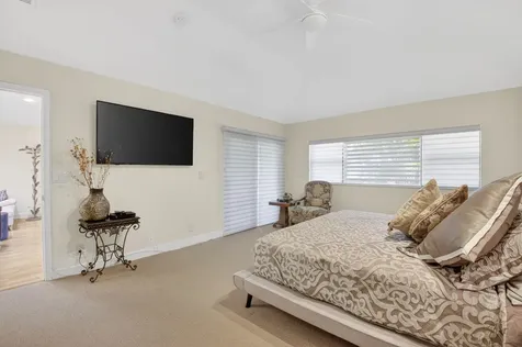19699 Waters Pond Lane Boca Raton FL 33434