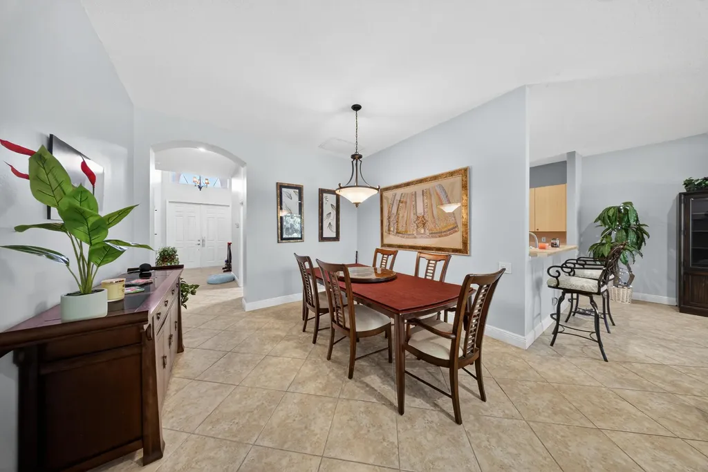 416 NW Sunview Way Port St Lucie FL 34986