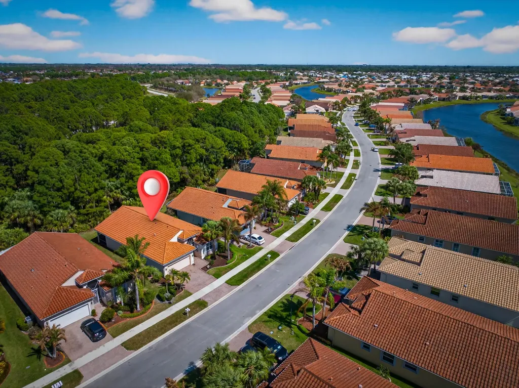 416 NW Sunview Way Port St Lucie FL 34986