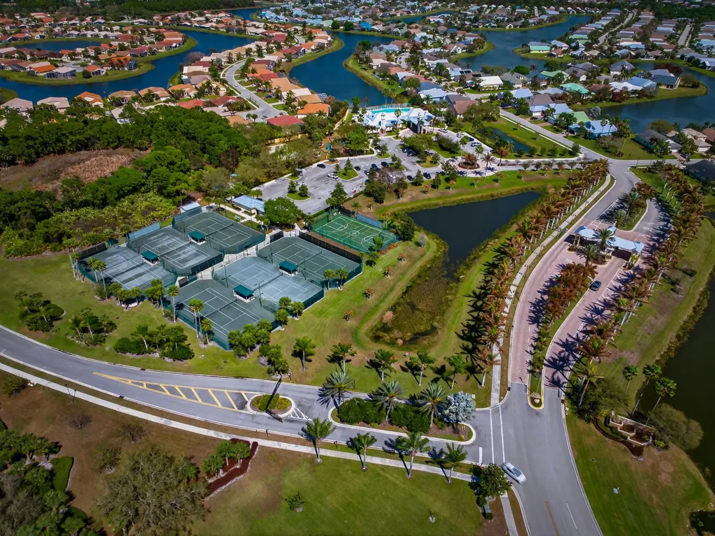 416 NW Sunview Way Port St Lucie FL 34986