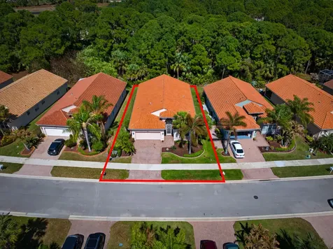 416 NW Sunview Way Port St Lucie FL 34986