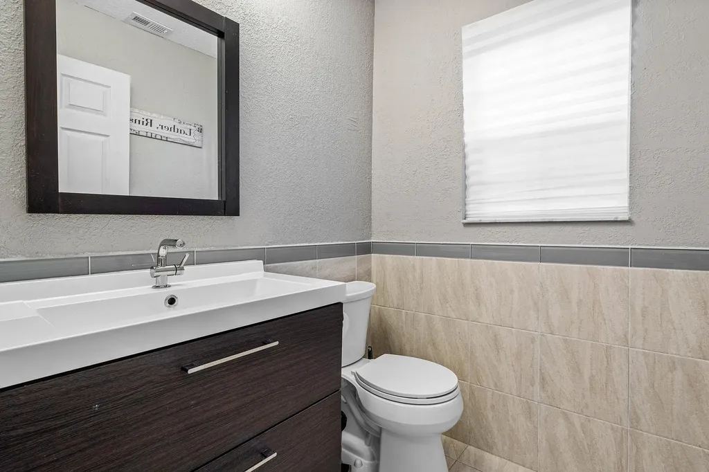 7665 NW 61st Terrace Parkland FL 33067