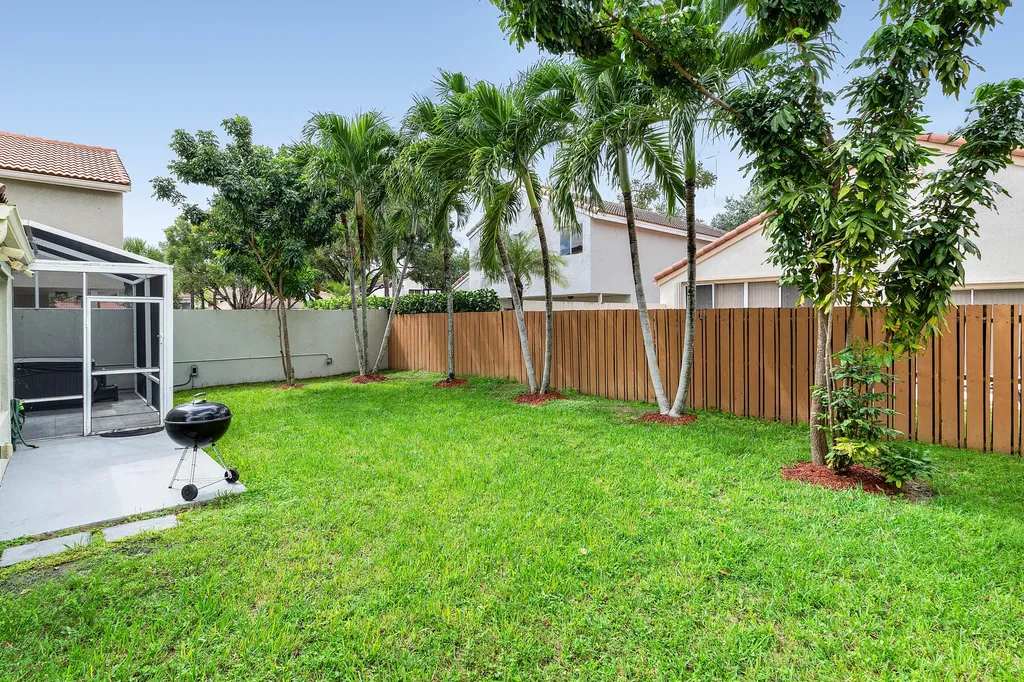 7665 NW 61st Terrace Parkland FL 33067