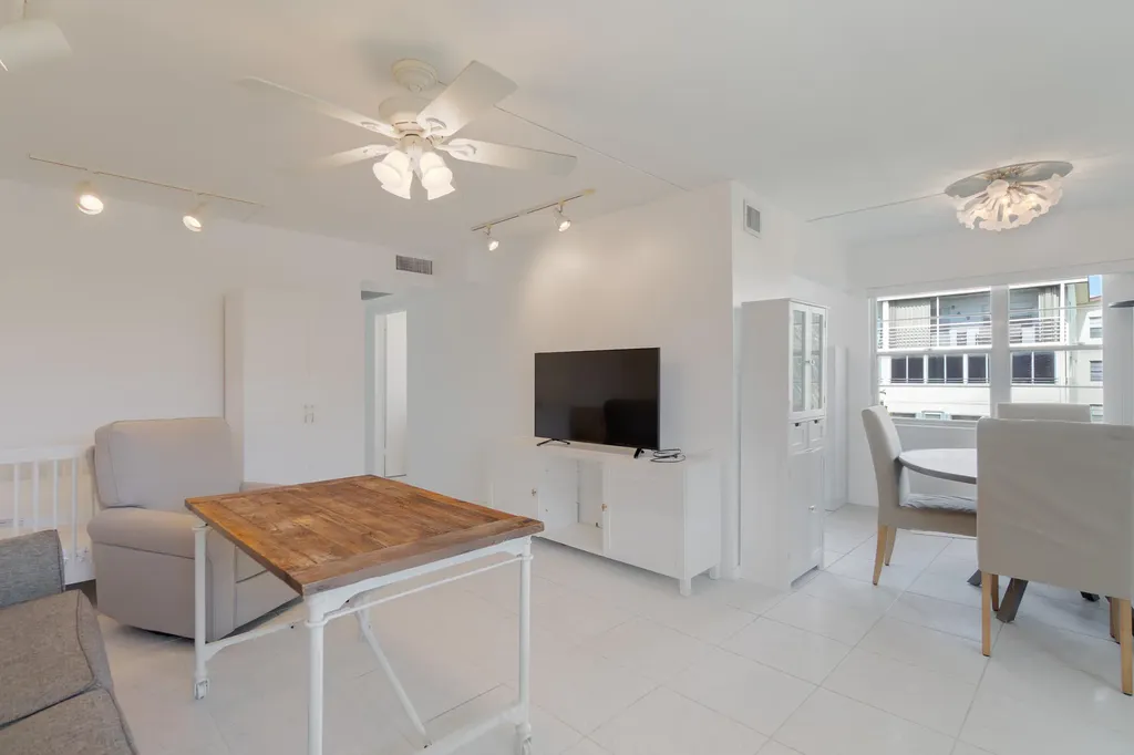 351 Mansfield Drive Boca Raton FL 33434