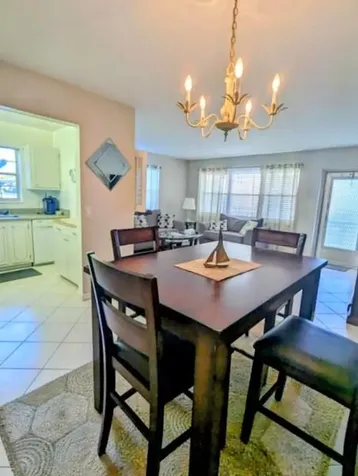 240 Sheffield J West Palm Beach FL 33417