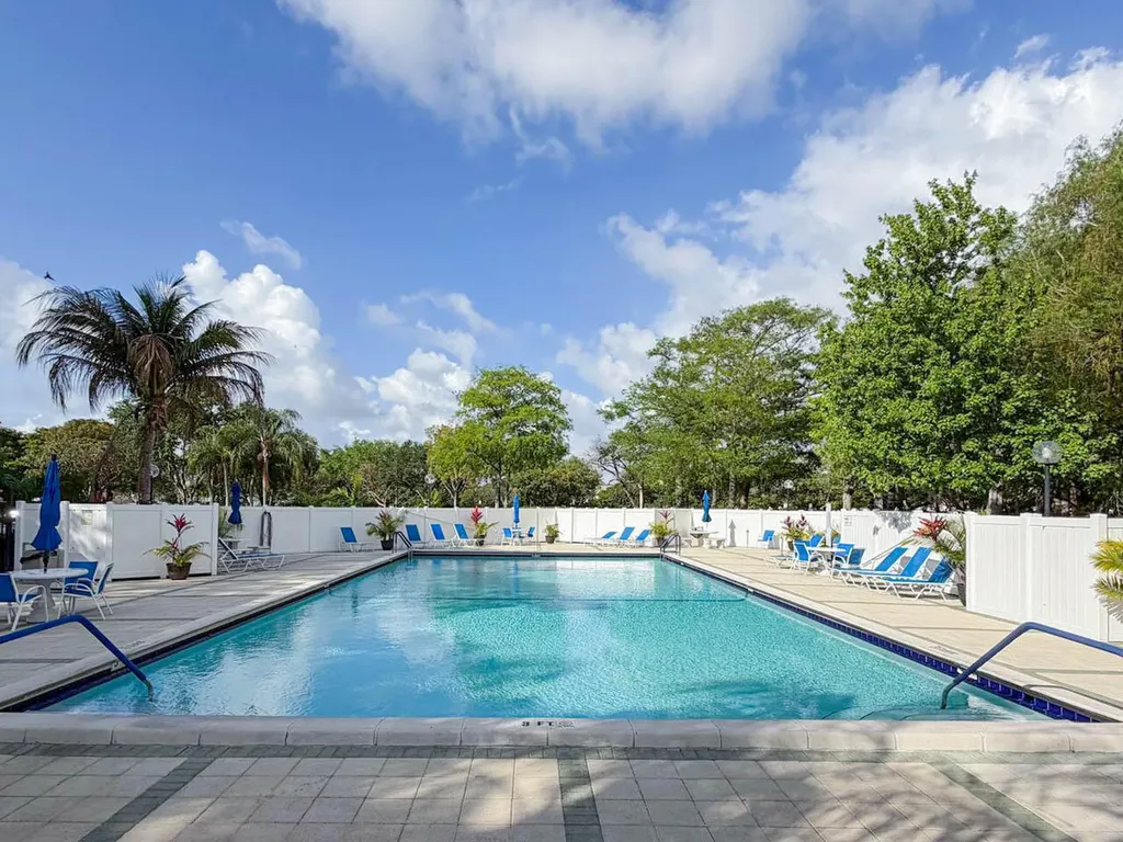 2334 S Cypress Bend Drive Pompano Beach FL 33069