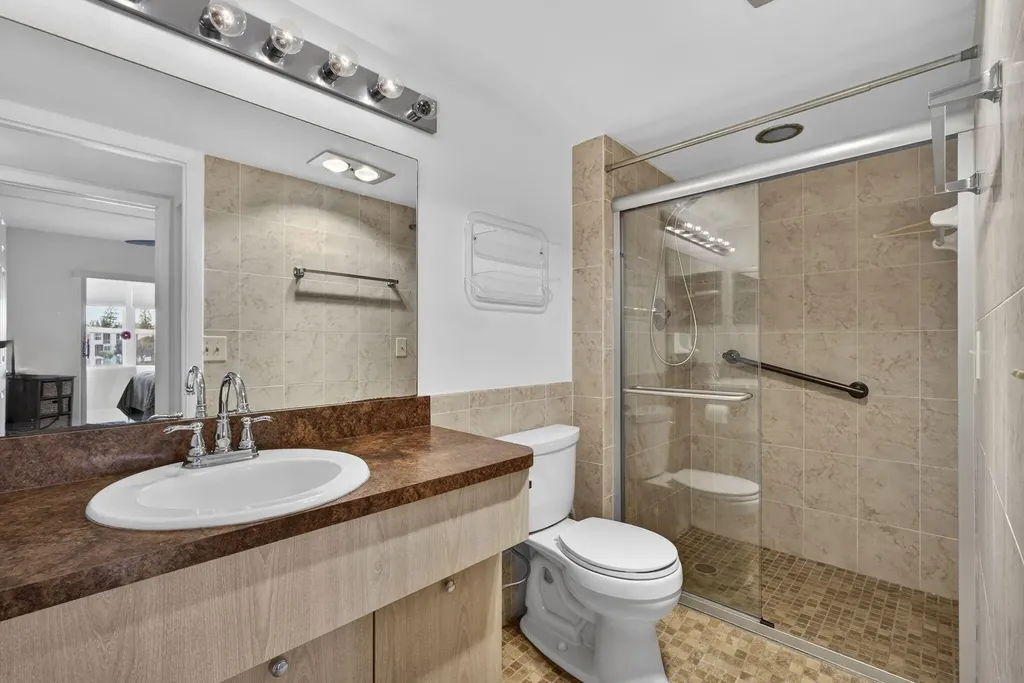 361 Wellington J West Palm Beach FL 33417