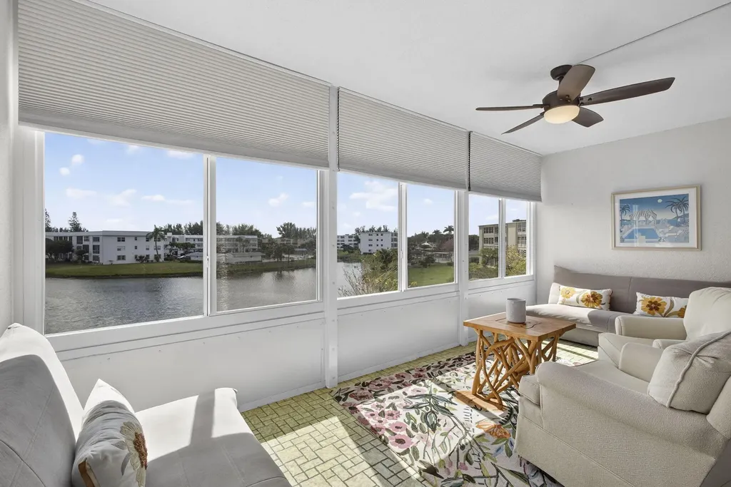361 Wellington J West Palm Beach FL 33417