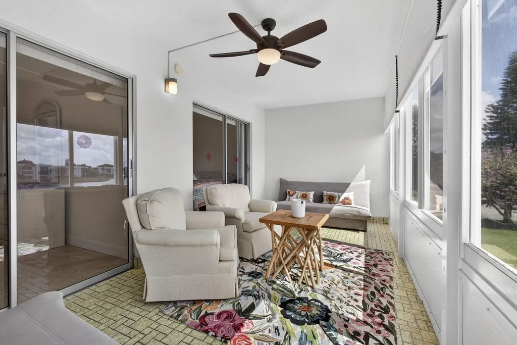 361 Wellington J West Palm Beach FL 33417