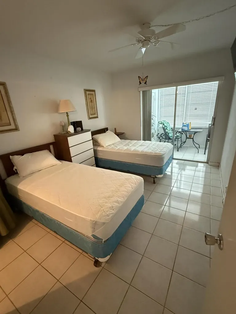 3160 Lake Osborne Drive Lake Worth Beach FL 33461