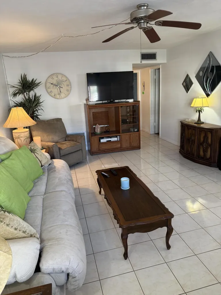 3160 Lake Osborne Drive Lake Worth Beach FL 33461