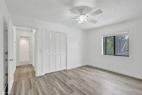 5127 E Woodstone Circle Circle E Lake Worth FL 33463