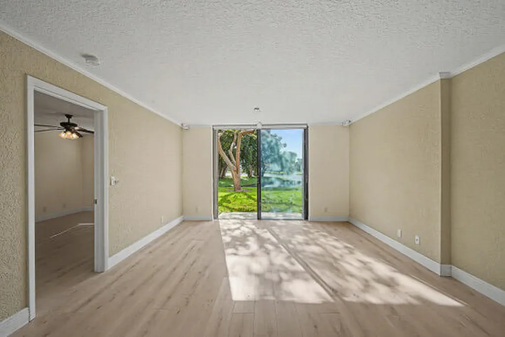 15075 Witney Road Delray Beach FL 33484