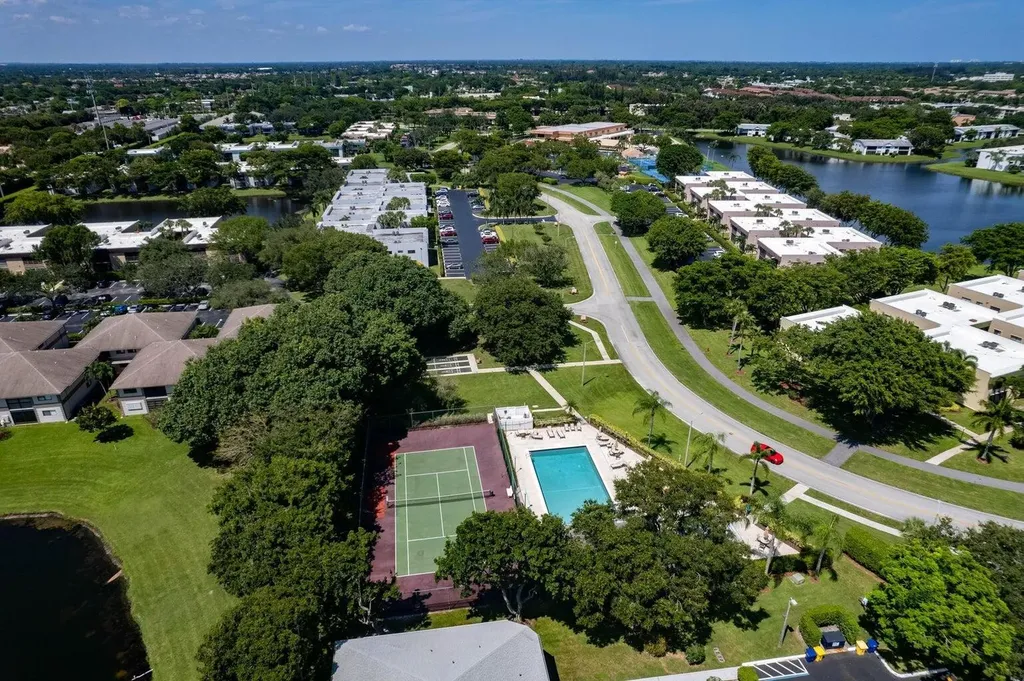 15075 Witney Road Delray Beach FL 33484