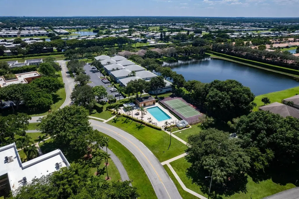 15075 Witney Road Delray Beach FL 33484