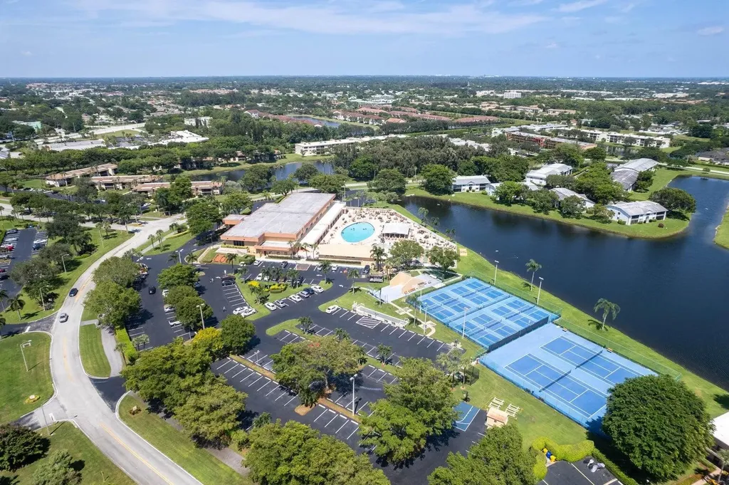 15075 Witney Road Delray Beach FL 33484