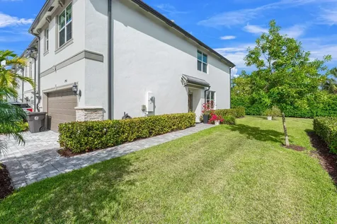 2906 Olivia Avenue Lauderdale Lakes FL 33311