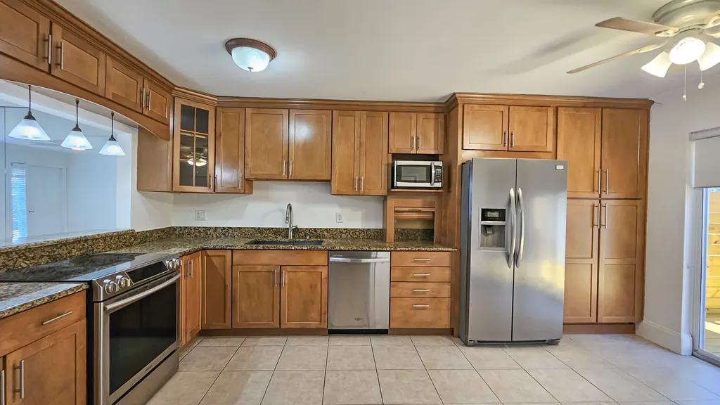 1917 NE 3rd Street Deerfield Beach FL 33441
