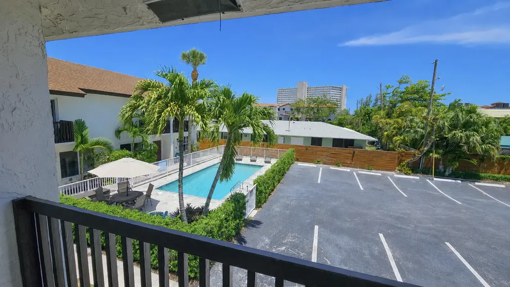 1917 NE 3rd Street Deerfield Beach FL 33441