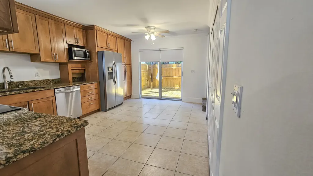 1917 NE 3rd Street Deerfield Beach FL 33441