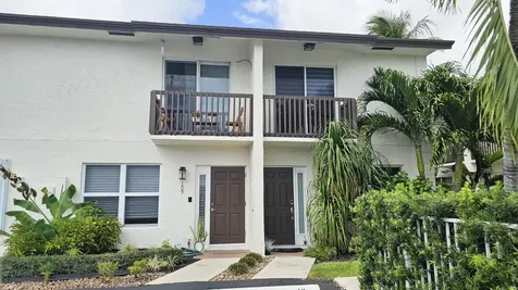 1917 NE 3rd Street Deerfield Beach FL 33441