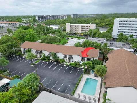 1917 NE 3rd Street Deerfield Beach FL 33441
