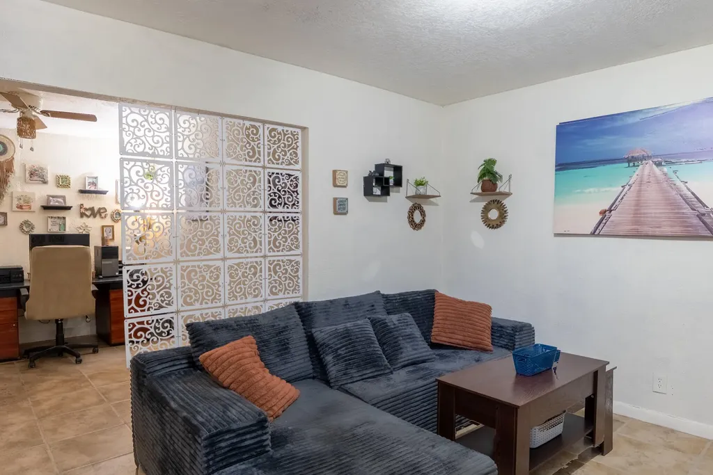 1432 SW 26th Avenue Fort Lauderdale FL 33312