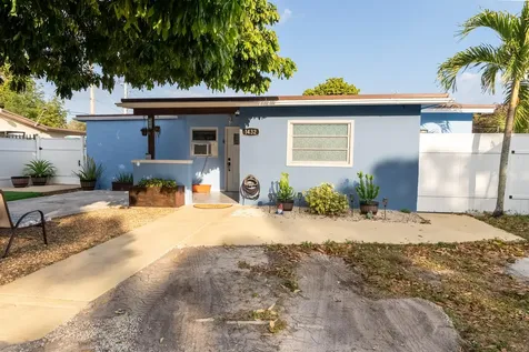 1432 SW 26th Avenue Fort Lauderdale FL 33312