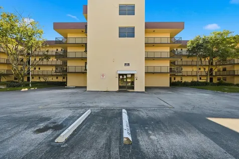 6755 W Broward Boulevard Plantation FL 33317