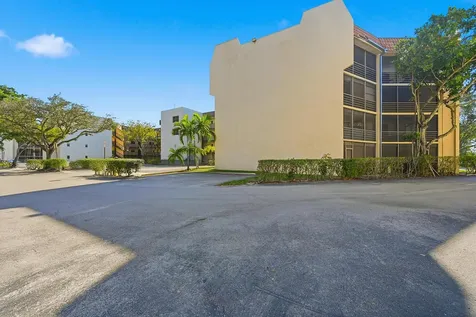 6755 W Broward Boulevard Plantation FL 33317