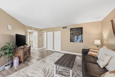 6755 W Broward Boulevard Plantation FL 33317