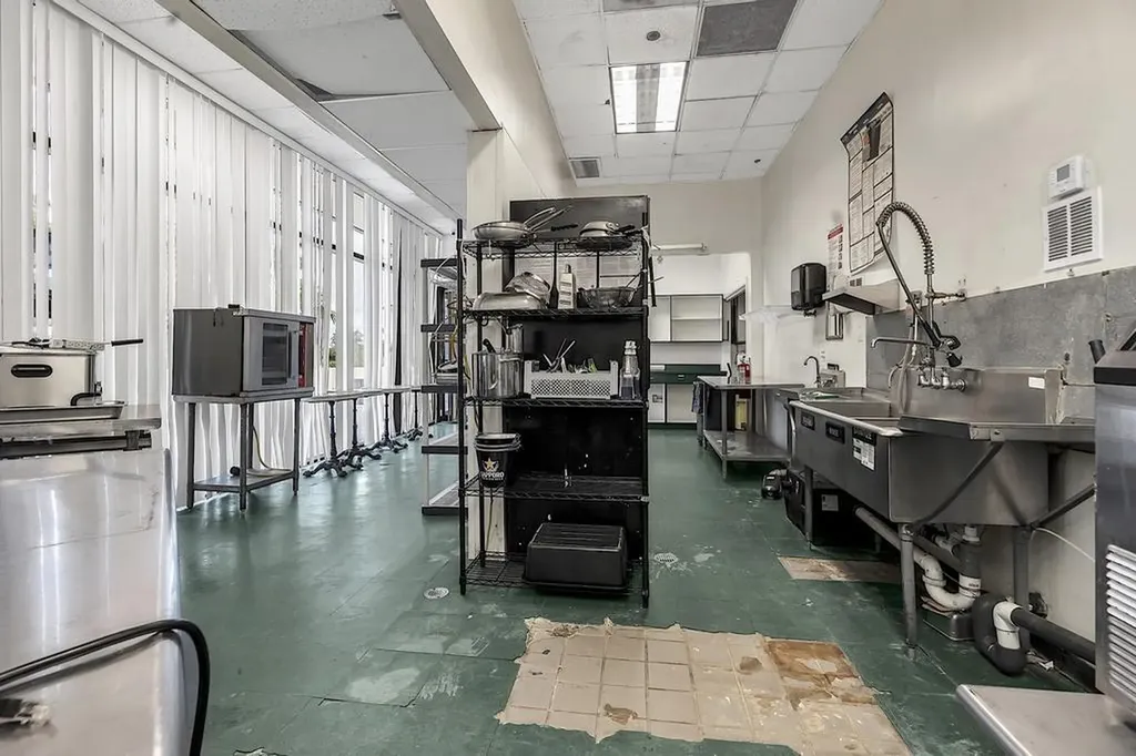 4800 N Federal Highway Boca Raton FL 33431