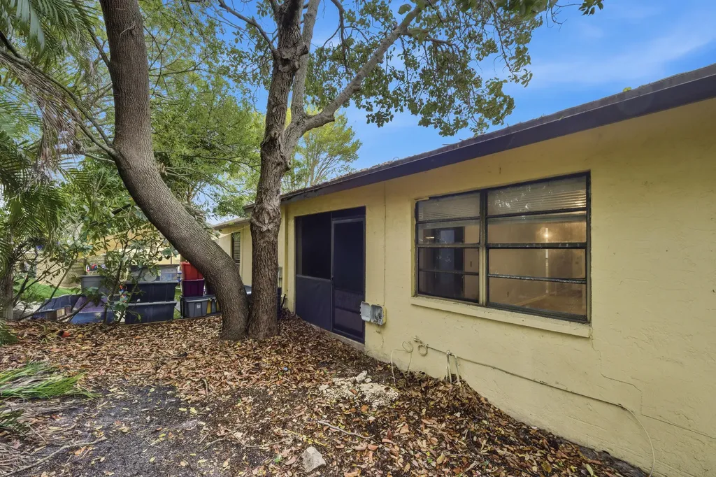 506 Glenwood Drive West Palm Beach FL 33415