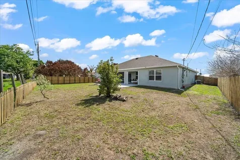 2141 SW Leafy Road Port St Lucie FL 34953