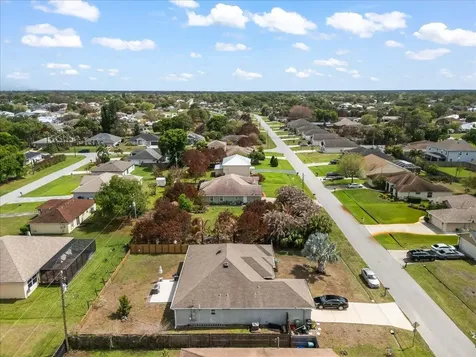 2141 SW Leafy Road Port St Lucie FL 34953