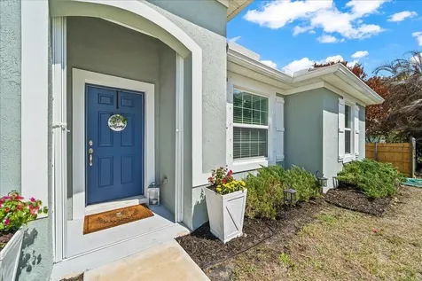 2141 SW Leafy Road Port St Lucie FL 34953