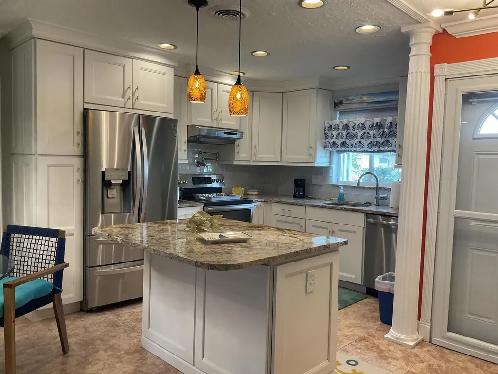 2847 Ashley Drive W West Palm Beach FL 33415