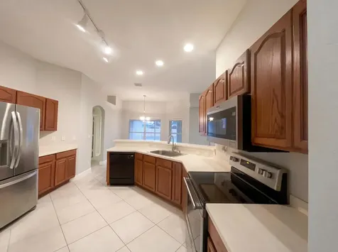5864 NW Hann Drive Port St Lucie FL 34986