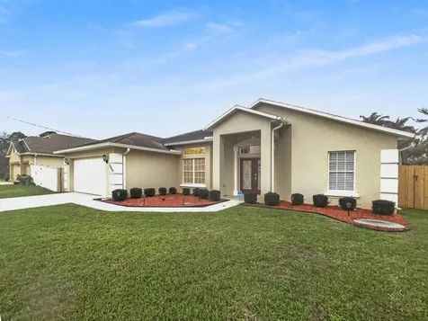 5864 NW Hann Drive Port St Lucie FL 34986