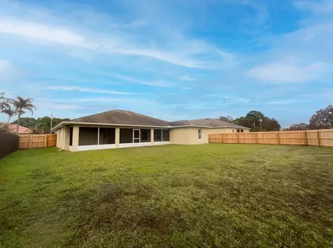 5864 NW Hann Drive Port St Lucie FL 34986