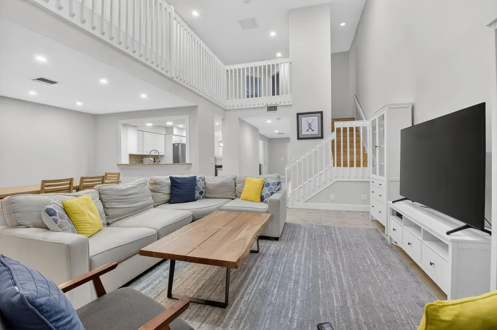 9105 S Boca Gardens Circle S Boca Raton FL 33496