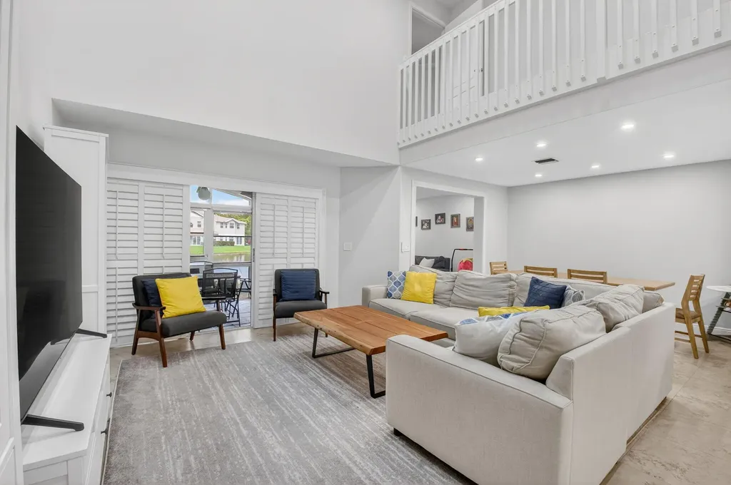 9105 S Boca Gardens Circle S Boca Raton FL 33496
