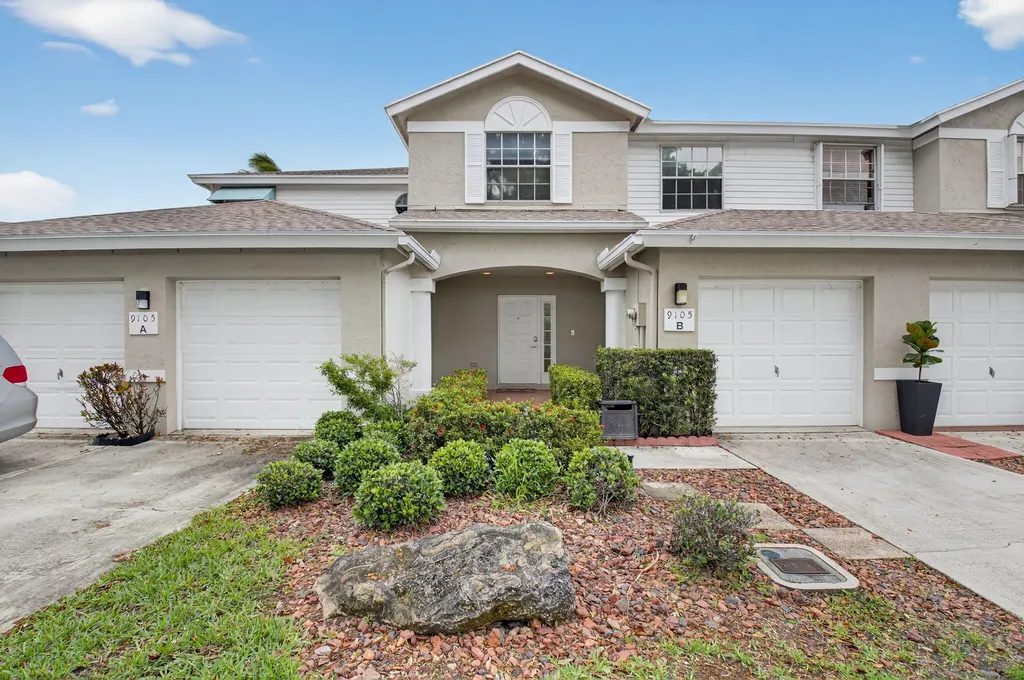 9105 S Boca Gardens Circle S Boca Raton FL 33496