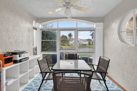 9105 S Boca Gardens Circle S Boca Raton FL 33496